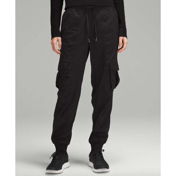 Lululemon Dance Studio Relaxed-Fit Mid-Rise Cargo Jogger Black XL Active Workout - Picture 1 of 10
